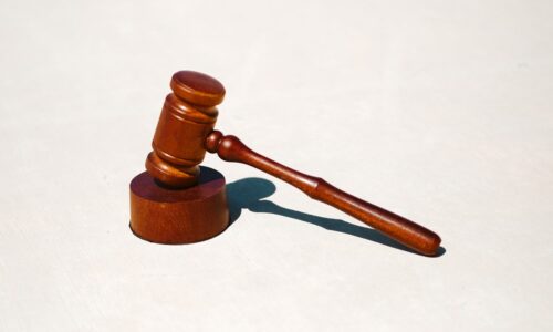 Diploma in Law (601/6161/9)